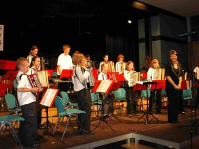 HVG Konzert mit Klasse! (Bild vergr&ouml;&szlig;ern)
