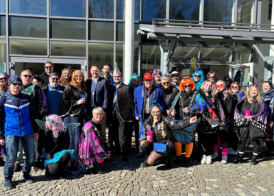 Meldung: Närrischer Besuch im Rathaus Fichtelberg!