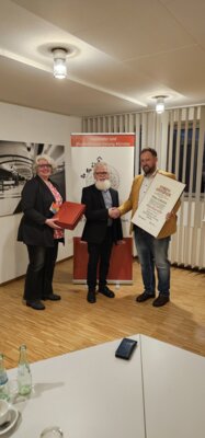 Neuer Obermeister für die Steinmetz- und Steinbildhauer-Innung Münster gewählt (Bild vergrößern)