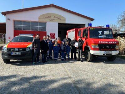 Spende an die Jugendfeuerwehr Grebs unterstreicht Bedeutung des Ehrenamts (Bild vergrößern)