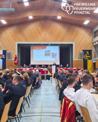 Jahresdienstversammlung der Freiwilligen Feuerwehr Pfinztal für das Dienstjahr 2024 (Bild vergrößern)