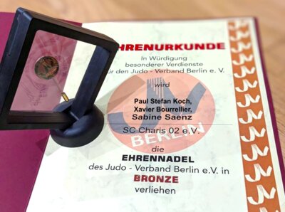 Ehrungen beim Sportclub Charis 02 e.V. (Bild vergrößern)