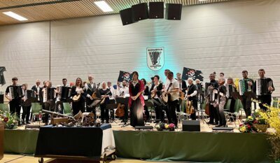 Meldung: Mandolinen und Akkordeons bringen den Frühling mit