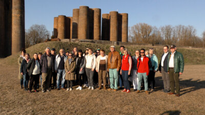 Foto zur Meldung: Tourismusverband organisierte Infotour durch die Kunstguss-Stadt