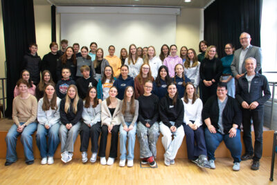 Grevenbroicher Gymnasiasten zu Gast in Auerbach (Bild vergrößern)