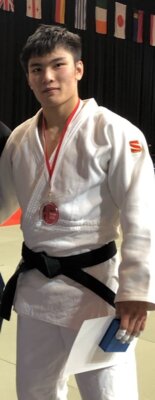 Erfolg für Yuichi Yokoyama: Silbermedaille beim International Masters in Bremen (Bild vergrößern)