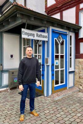 Neuer Mitarbeiter bei der Stadtverwaltung (Bild vergrößern)