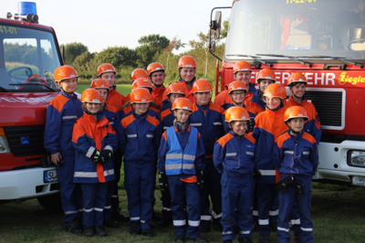 Foto zur Meldung: 20 Jahre Jugendfeuerwehr Borgwedel
