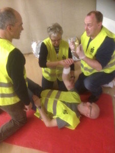 Foto zur Meldung: Erste Hilfe Ausbildung in der Feuerwehr