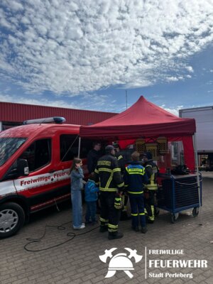 Foto zur Meldung: Drohneneinheit beim Tag der offenen Tür