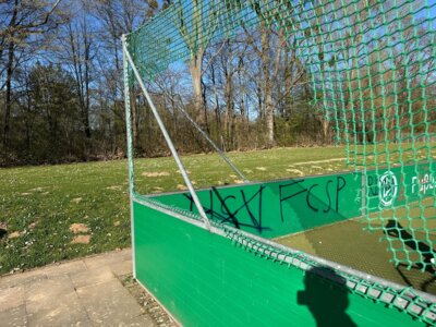 Vandalismus und Diebstahl auf dem Sportplatz