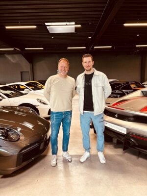 Foto zur Meldung: Unternehmensbesuch bei der F³ FahrzeugForumFiegenschuh GmbH