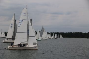Sommerregatta (Bild vergr&ouml;&szlig;ern)