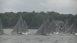 IDM 2020 der 2.4mR auf dem Wannsee (Bild vergr&ouml;&szlig;ern)