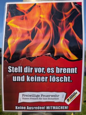 Bilder der Maibaumfeier der Freiwilligen Feuerwehr Klixbüll-Bosbüll (Bild vergrößern)