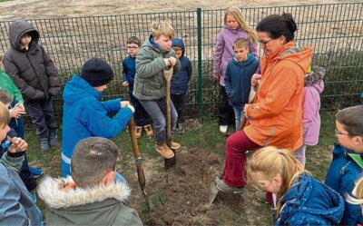 Meldung: Spatenstich mit Tangstedter Kindern