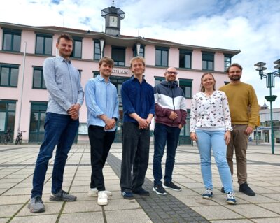 Studenten der HTWK in der Grundschule Naunhof