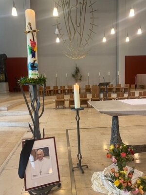 Vorschaubild zur Meldung: Nachruf auf Papst Franziskus - Pfr. Josef Fleddermann
