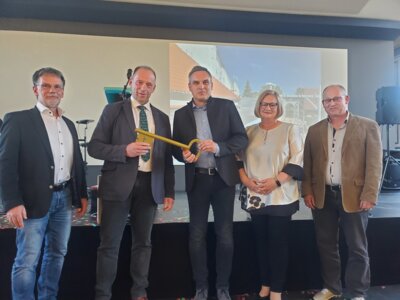 Feierliche Eröffnung der Lindenturnhalle in Malchin