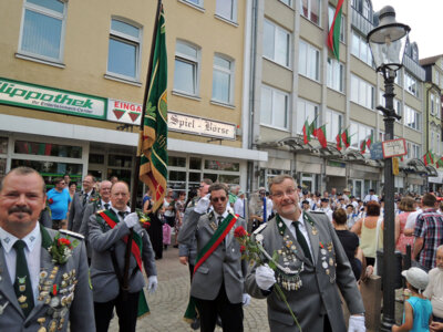 Rosenumzug Freischießen 2015 (Bild vergrößern)