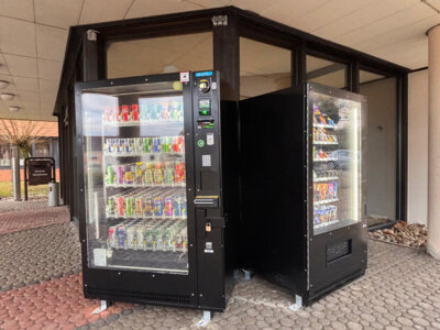 Getränke- und Snackautomaten am Theo-Carlen-Platz abgebaut
