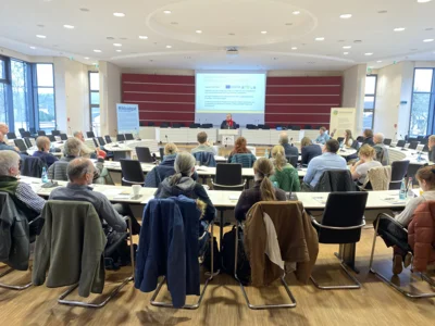 Auftaktveranstaltung zum Projekt „Wildsaatgut in der Landwirtschaft“ am 14. Februar 2025 in Marburg (Bild vergr&ouml;&szlig;ern)