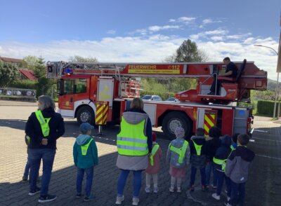 Meldung: „Wir – in unserer Stadt“: Besuch bei der Feuerwehr