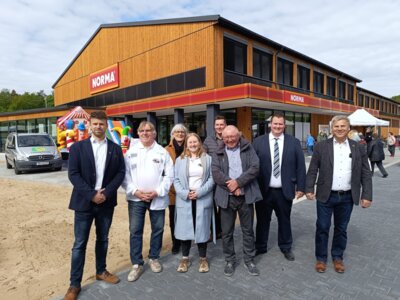 Eröffnung des Nahversorgungszentrums Damsdorf (Bild vergrößern)