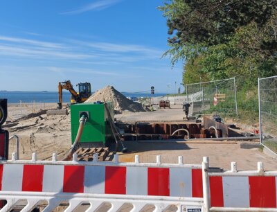 Sperrung der Promenade am Aqua Föhr (Foto: AmtFA Andreas Hansen)