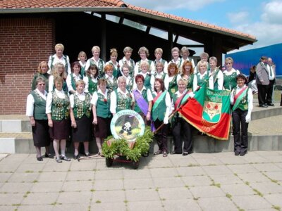 Schützenfest 2004 - Damenabteilung (Bild vergrößern)