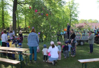 Foto zur Meldung: Was hat der Maibaum mit Kuckuck und Esel zu tun?