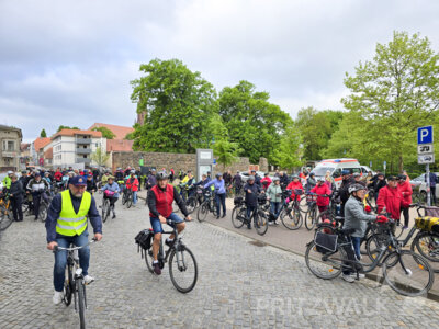 Die Tour 45,1 Kilometer lange Tour startete an der Pritzwalker Museumsfabrik. Foto: Stadt Pritzwalk (Bild vergr&ouml;&szlig;ern)