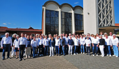 Standing Ovations für Rhythm and Joy  -Begeistertes Publikum feiert Pop-Klassiker-Konzert-