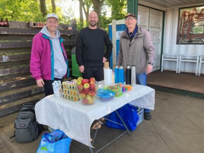 Wohnungslosenfrühstück