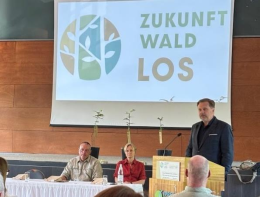 Meldung: Rückenwind: Auftaktveranstaltung der Forstbetriebsgemeinschaft „ZukunftWald-LOS“ am 09.05.2025 in der Kreisstadt Beeskow