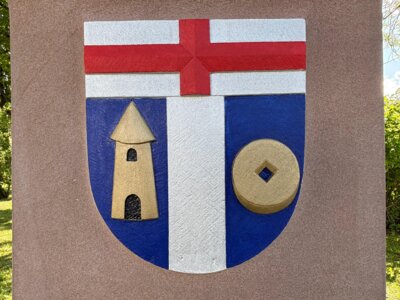 Wappen Erfweiler-Ehlingen auf dem neuen Gedenkstein