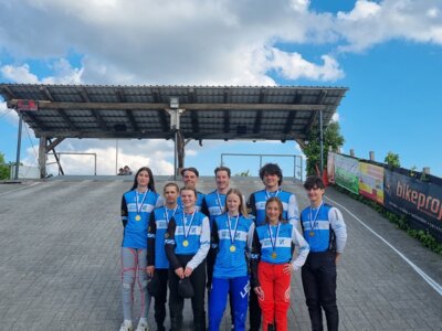 Spannung, Action und Überraschungen bei der Bayerischen BMX-Race-Meisterschaft in Herzogenaurach (Bild vergrößern)