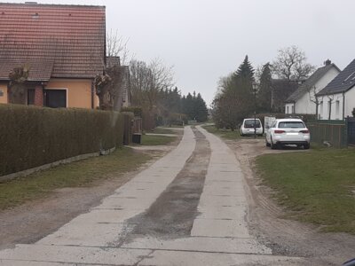Öffentliche Ausschreibung: Sanierung Dorfstraße in Pessin von Amselweg bis Kleinbahn