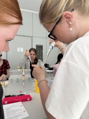 „Just science“ (Bild vergrößern)