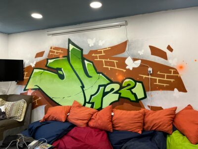 Graffitprojekt in den Osterferien - Neugestaltung des Jugendclubs