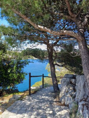 Der Kanal des hl. Antonius Šibenik ��