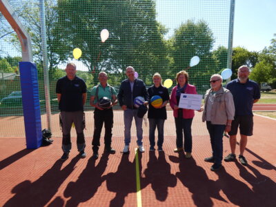 Foto zur Meldung: Eröffnung Sportplatz