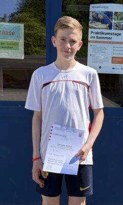 2. Platz im Kreisentscheid Mathematik-Wettbewerb (Bild vergrößern)