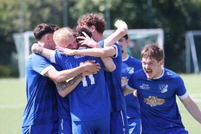 Starkes Ausrufezeichen in Radebeul – VfB Zwenkau siegt mit 3:0! (Bild vergrößern)