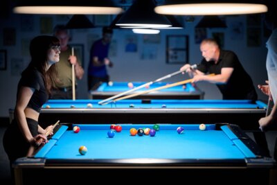 Auf eine Runde Billard bei den „Poolsharks“ (Bild vergr&ouml;&szlig;ern)