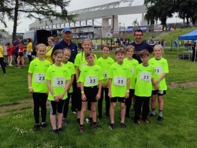 8x50m Staffel beim Goldenen Oval