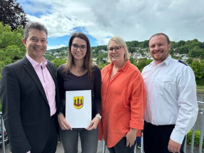 Lara Schauermann hat Abschluss als Verwaltungsfachwirtin in der Tasche (Bild vergrößern)