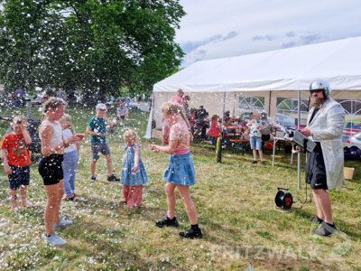 Das große Familienfest in Kemnitz hatte besonders für die Kinder allerlei Kurzweil zu bieten. Foto: Stadt Pritzwalk (Bild vergr&ouml;&szlig;ern)