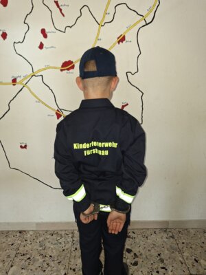 Meldung: Feuerfüchse zu Besuch bei der Polizei