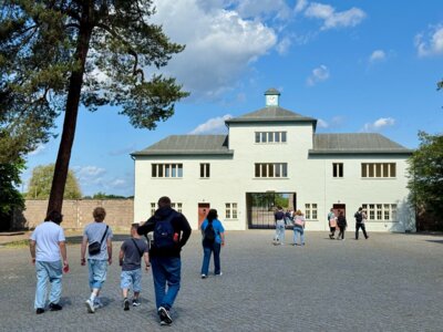 Klassenfahrt mit Bedeutung: Unsere 10. Klasse in der Gedenkstätte Sachsenhausen